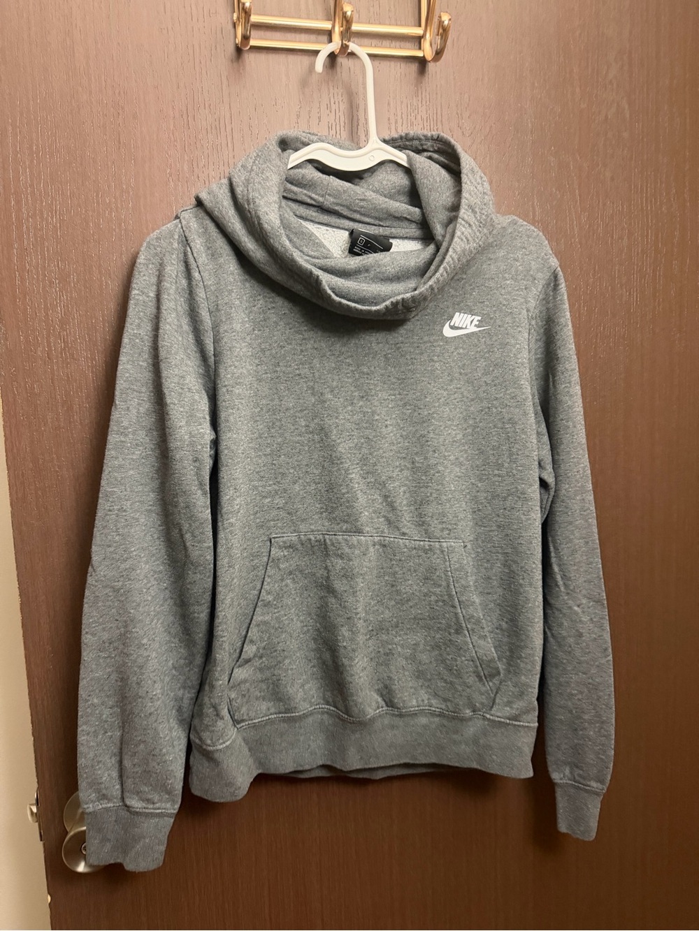 Nike women’s cowl neck Gray Pullover Hoodie Sweatshirt